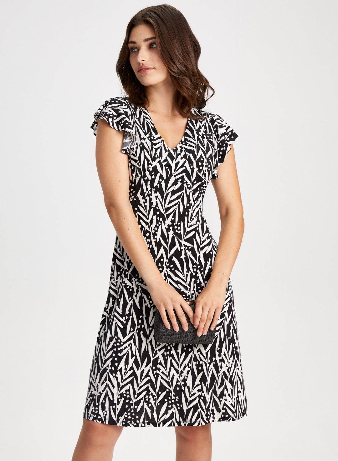Leaf Print Ruffle Sleeve Dress