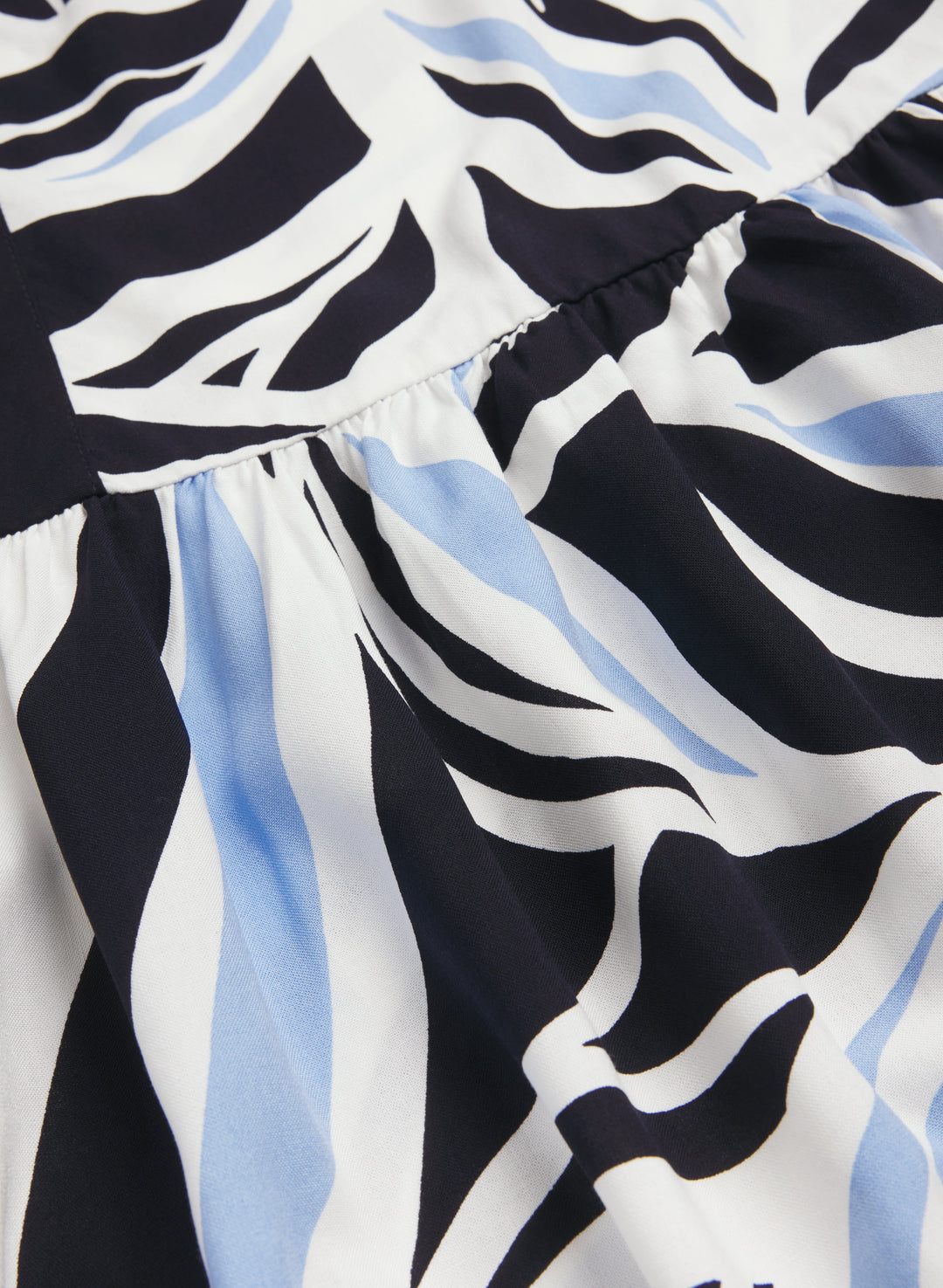 Leaf Print Maxi Dress