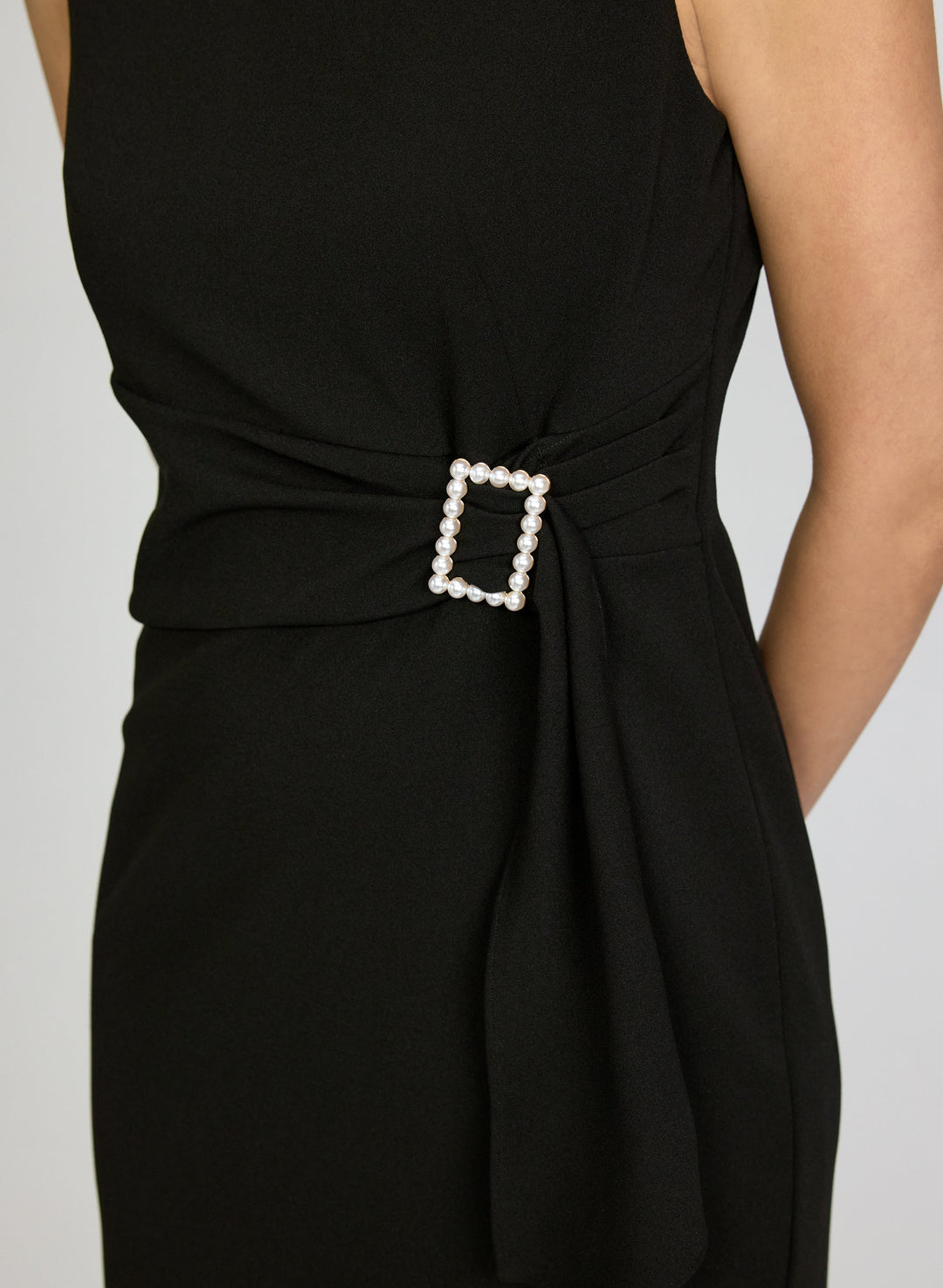 Pearl Buckle Short Dress
