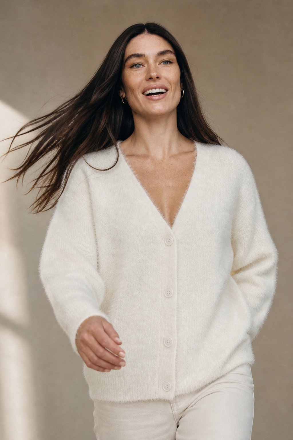 Aurelia – Oversized Cashmere Cardigan